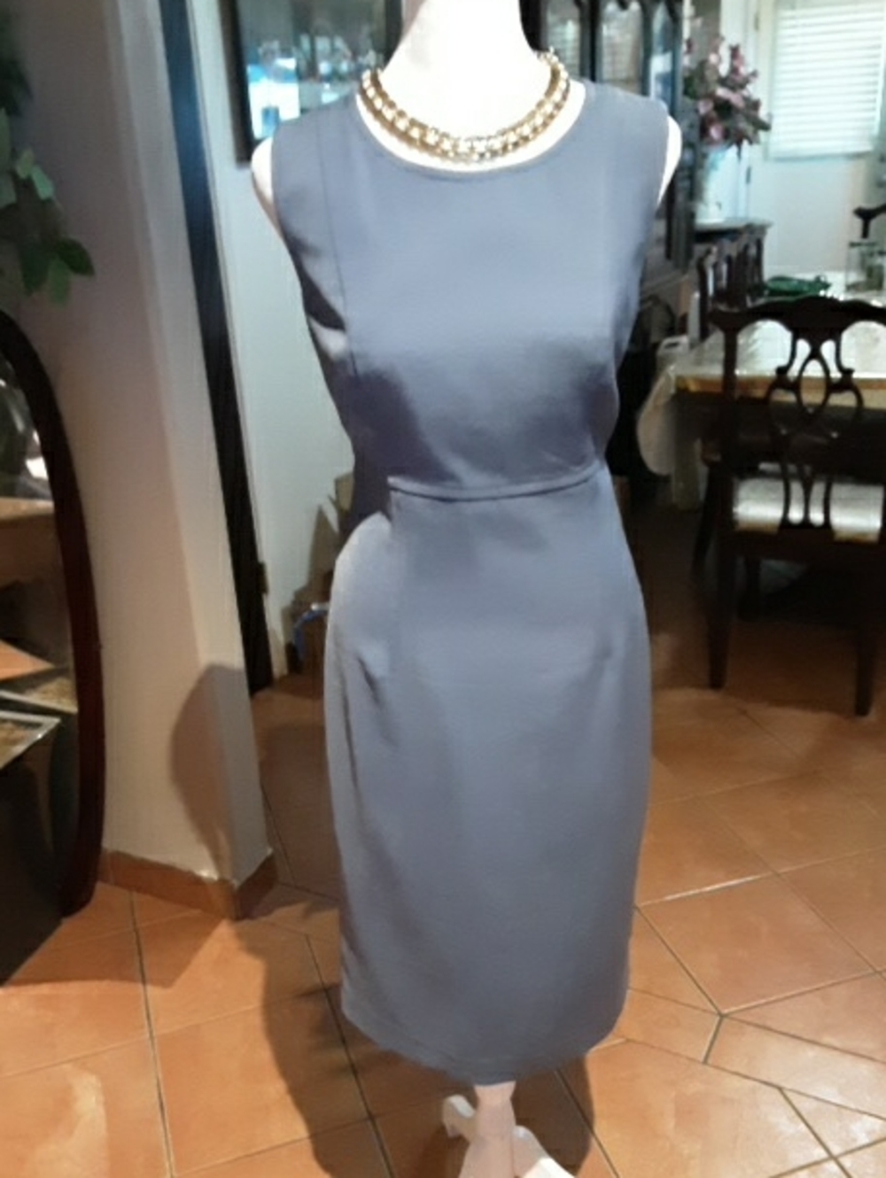 Classic Sleeveless Gray Sheath Dress - Elegant Office & Event Wear
